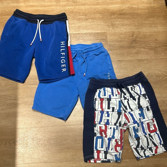 Tommy Hilfiger Youth Boys' Tolstoy Printed Knit Shorts - Classic White/Multi - Picture 1 of 10